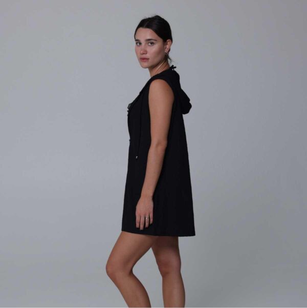 Vestido J.Valdi corto con capuchon Maldives negro - Imagen 2