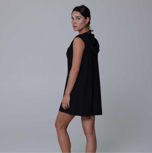 Vestido J.Valdi corto con capuchon Maldives negro - Imagen 3