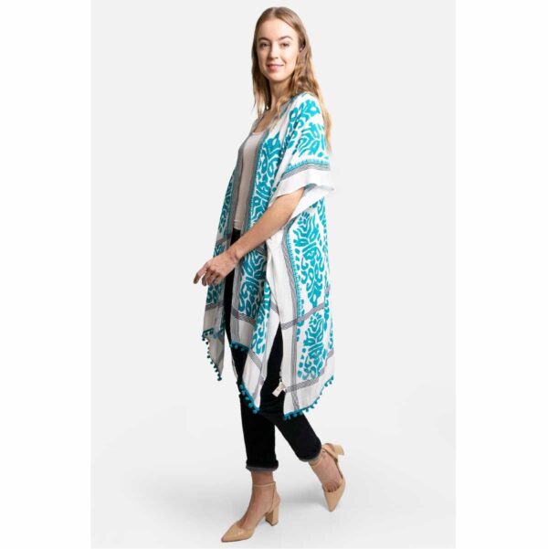 Kimono Jasmine midi celeste con ponpones - Imagen 3