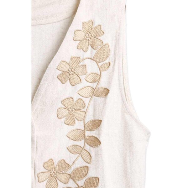 Chaleco Jasmine tipo lino biege con flores bordadas doradas - Imagen 3