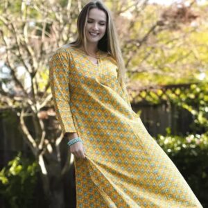 Vestido Dolma largo Calypso mostaza