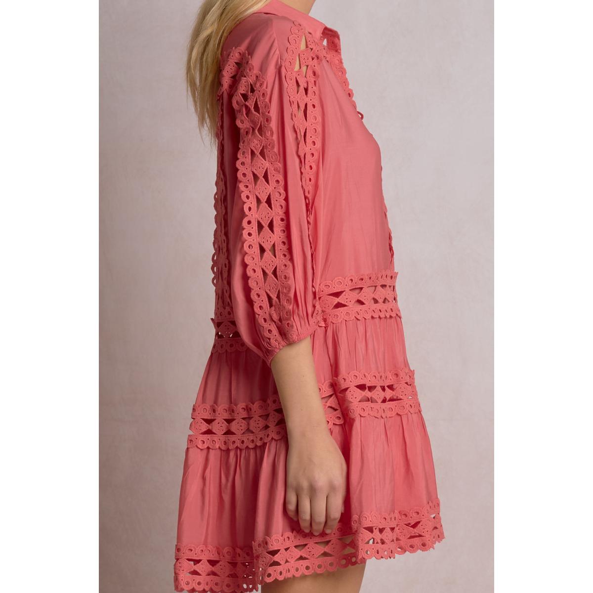 Vestido Elan corto M/L encaje coral